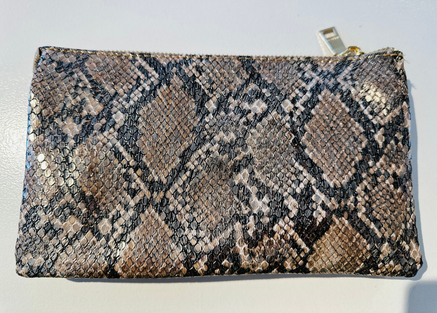 Animal, Crossbody