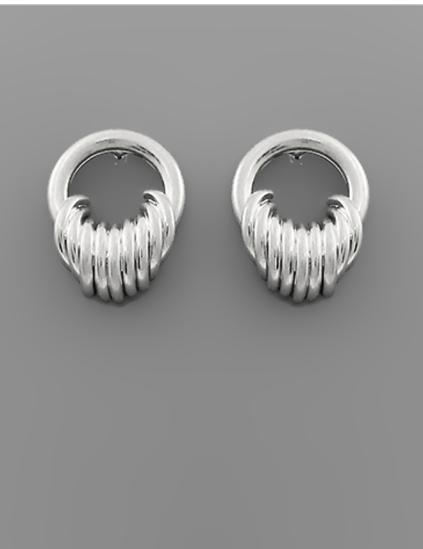 Circle Link Earrings