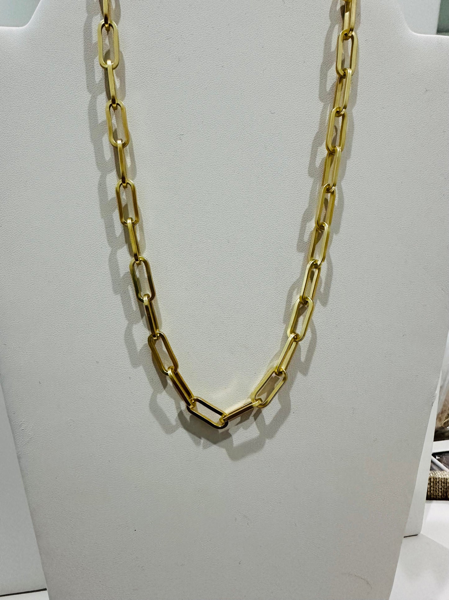 Matte Paper Clip Chain