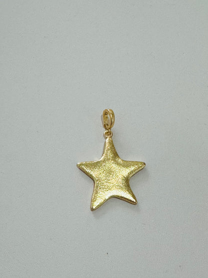 Matte Star Pendent