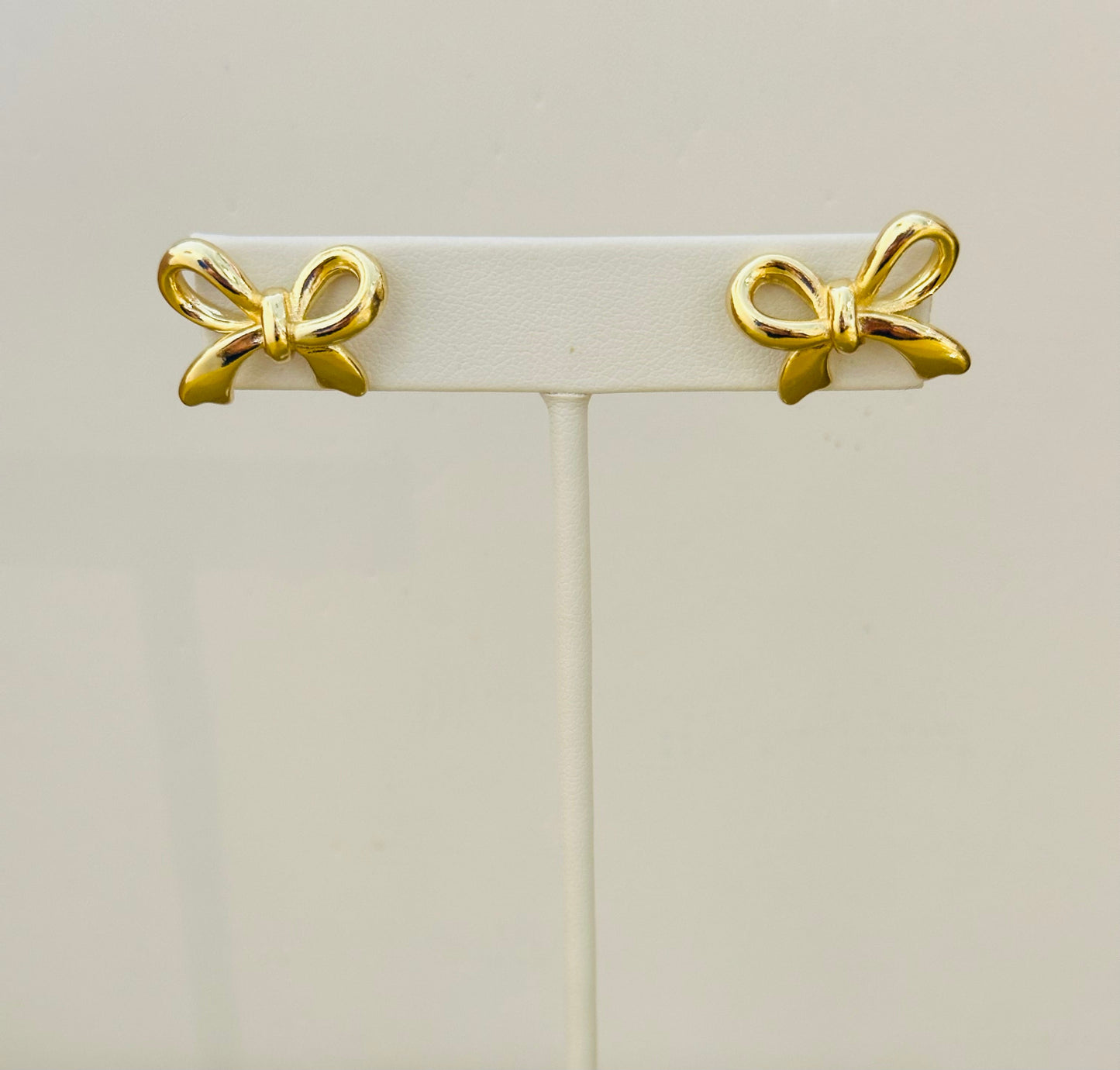 Bow Studs