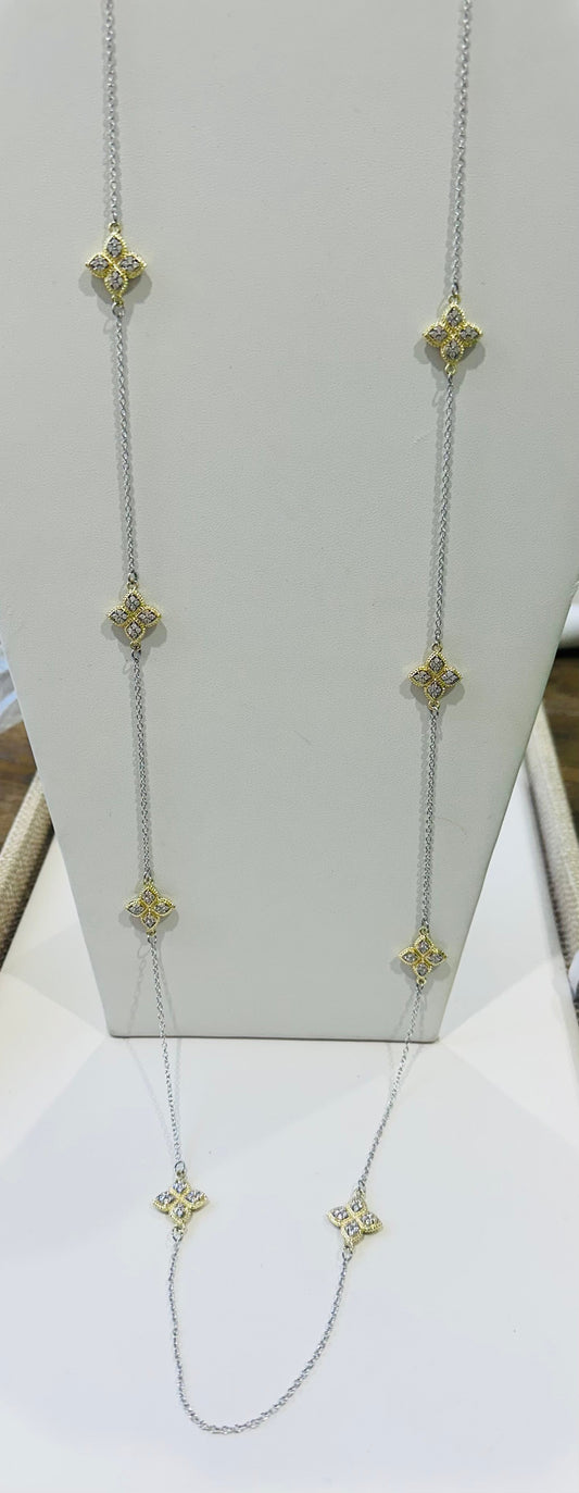 Two Tone Clover