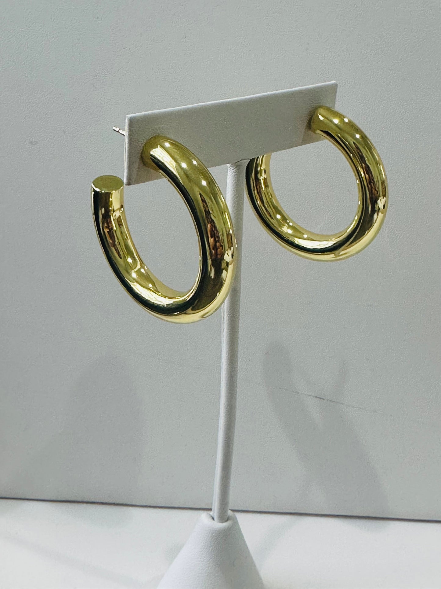 Classic Hoops