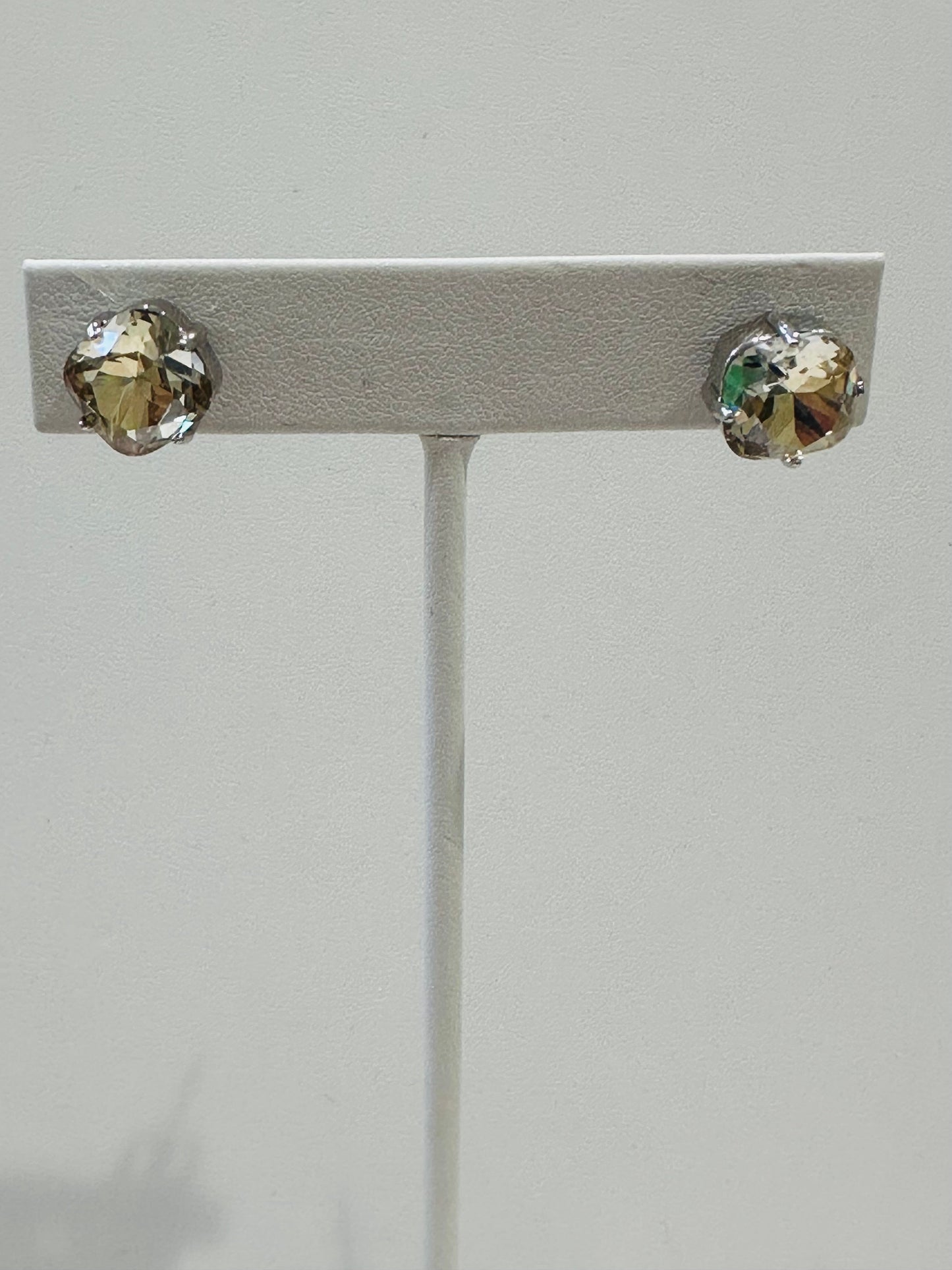 Crystal studs