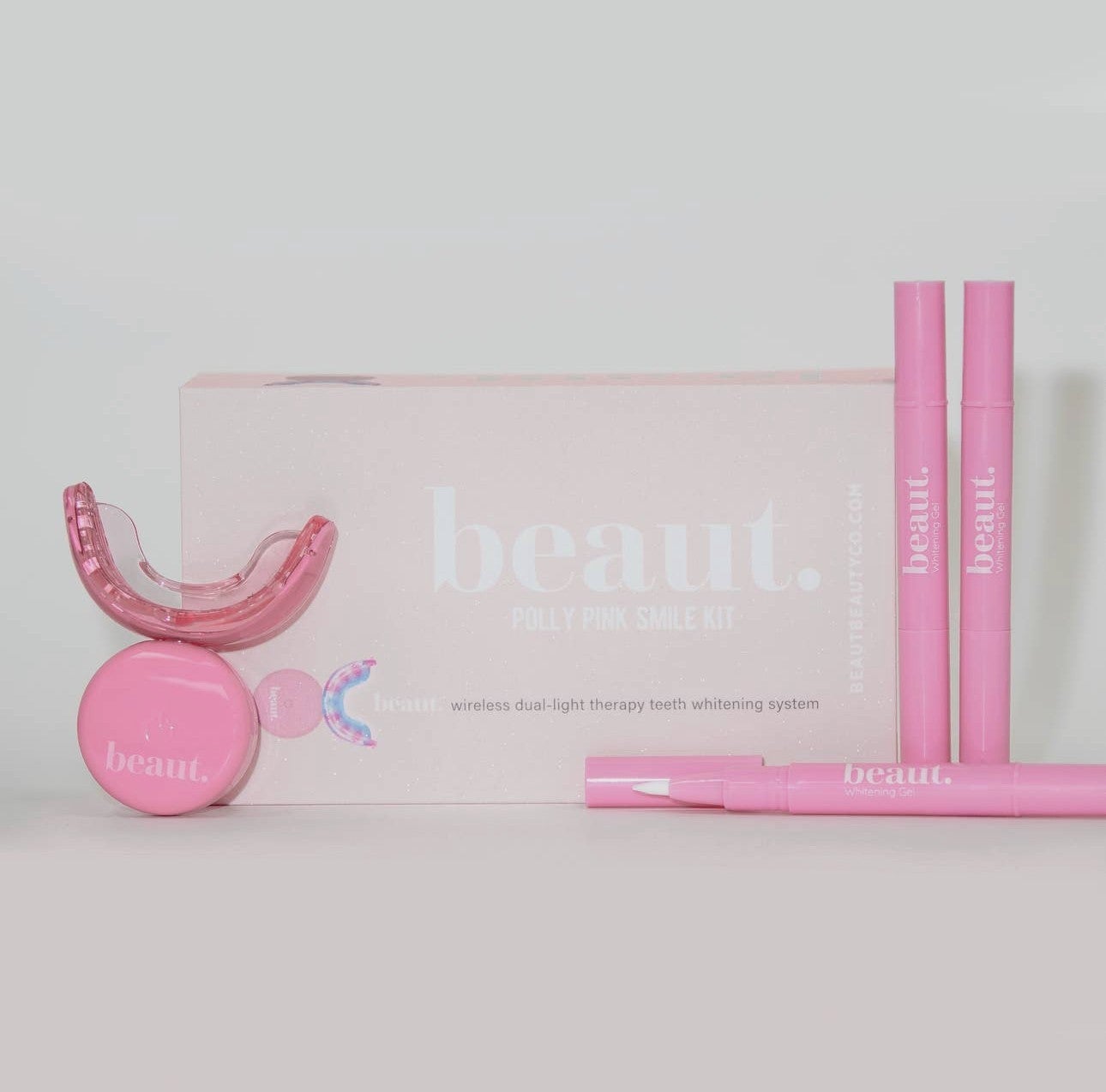 beaut. TEETH WHITENING KIT