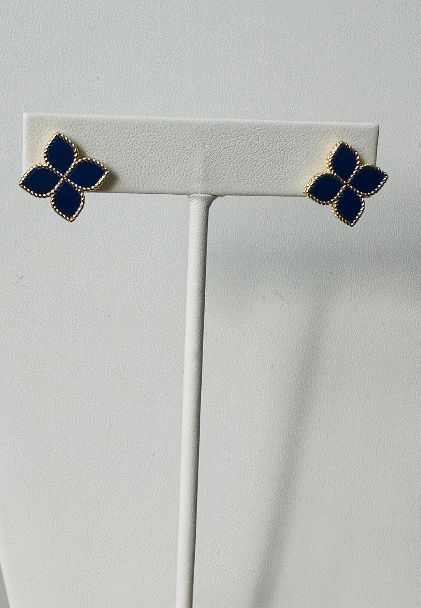 Clover Studs