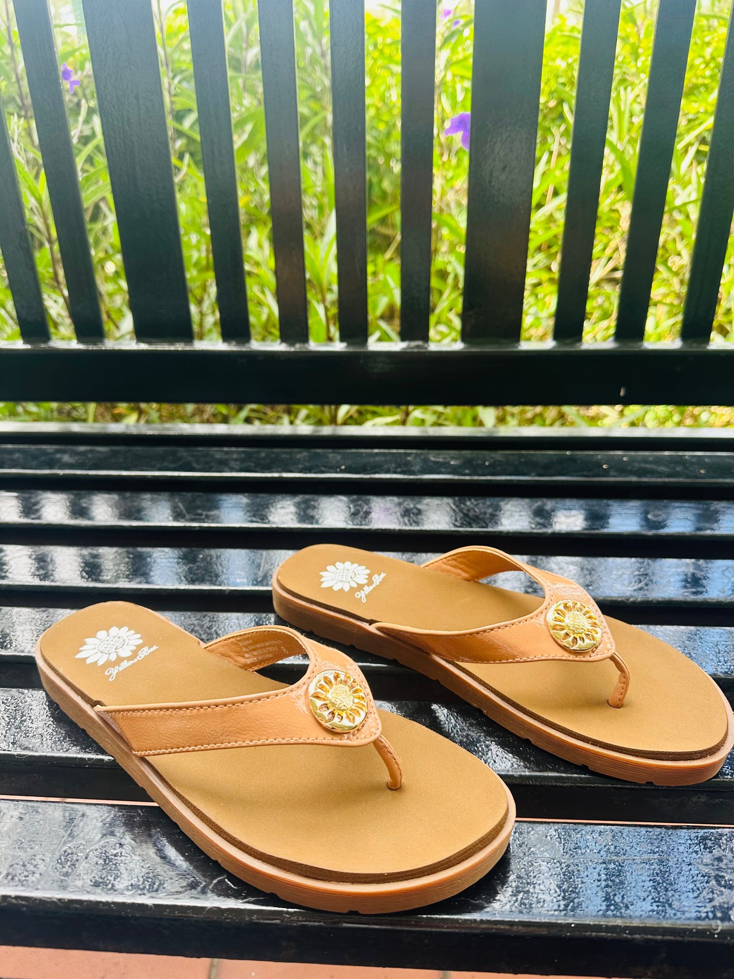 Daisy Flip-Flop