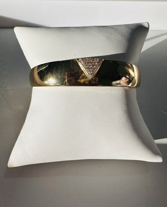 V -Pave Cuff