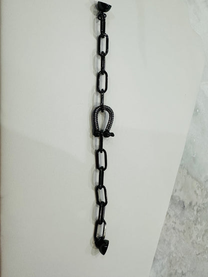 Carabiner link bracelet