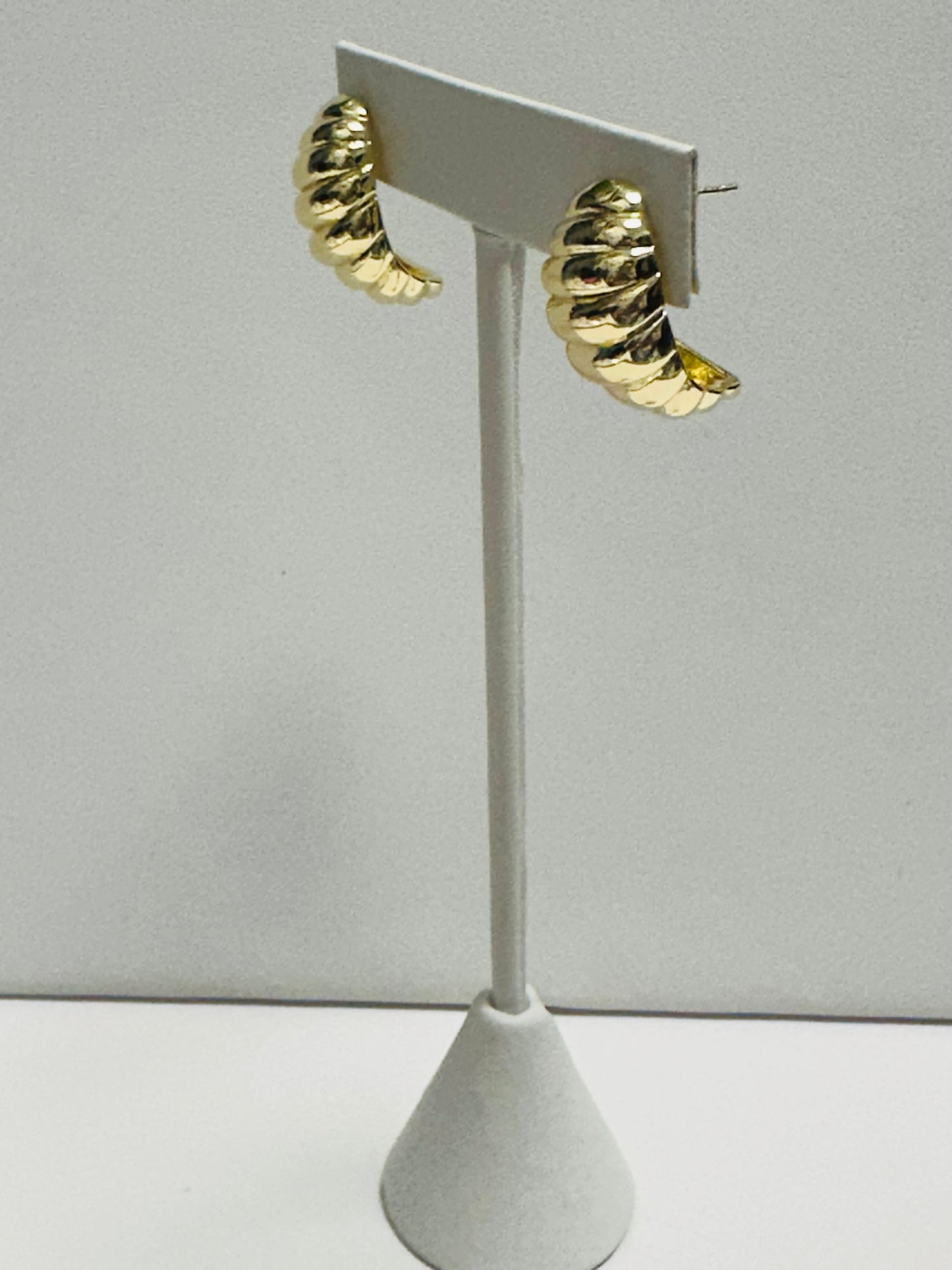 Rippled Texture Earrings