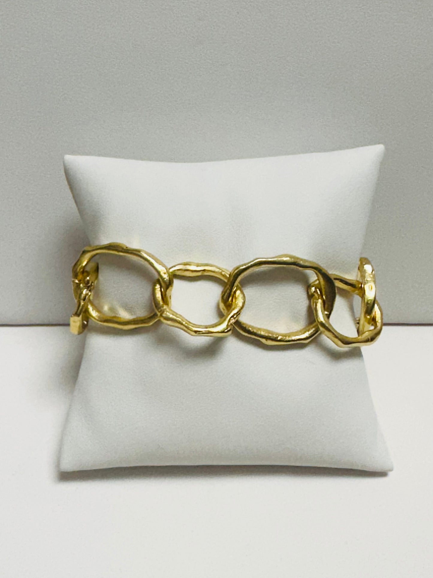 Matte Link Bracelete