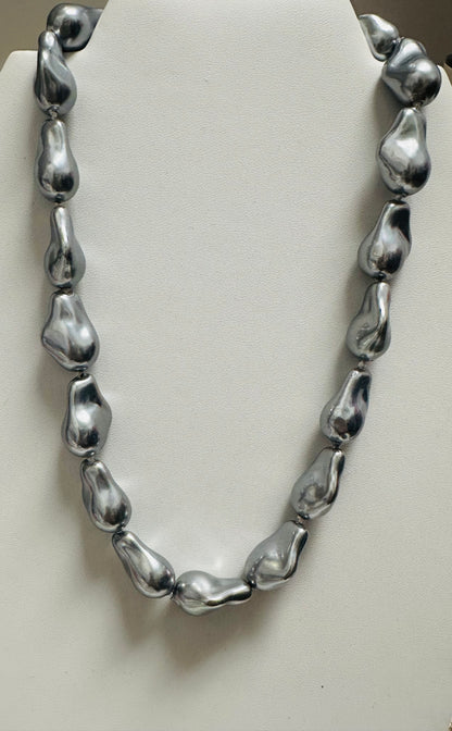 Fancy Shell Pearl Necklace