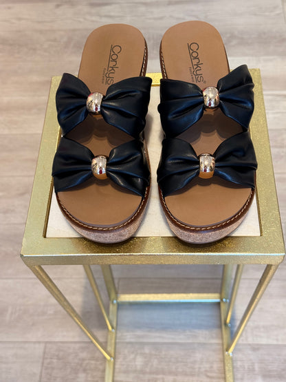 The Miss Understood Black Wedge