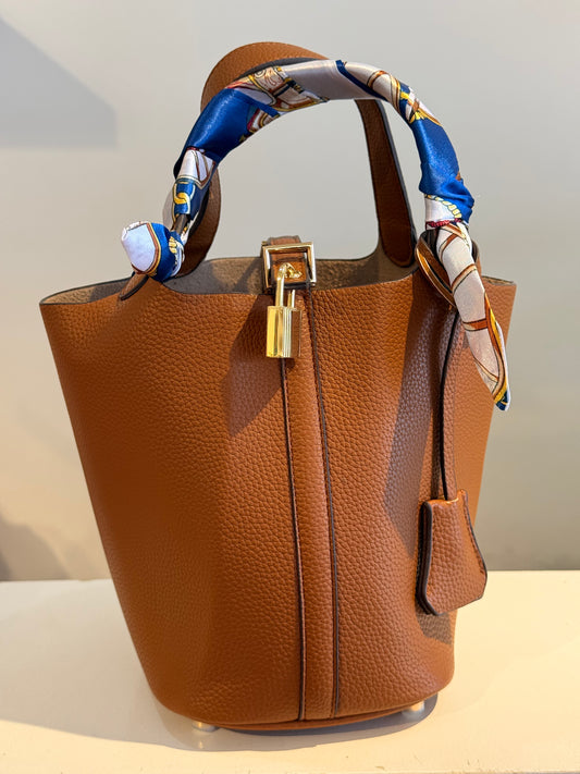 The Park Avenue Tote