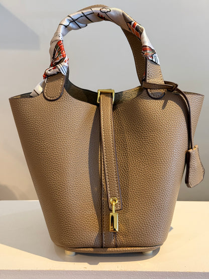 The Park Avenue Tote