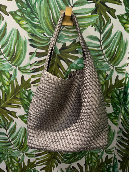 Large Woven Bucket Bag