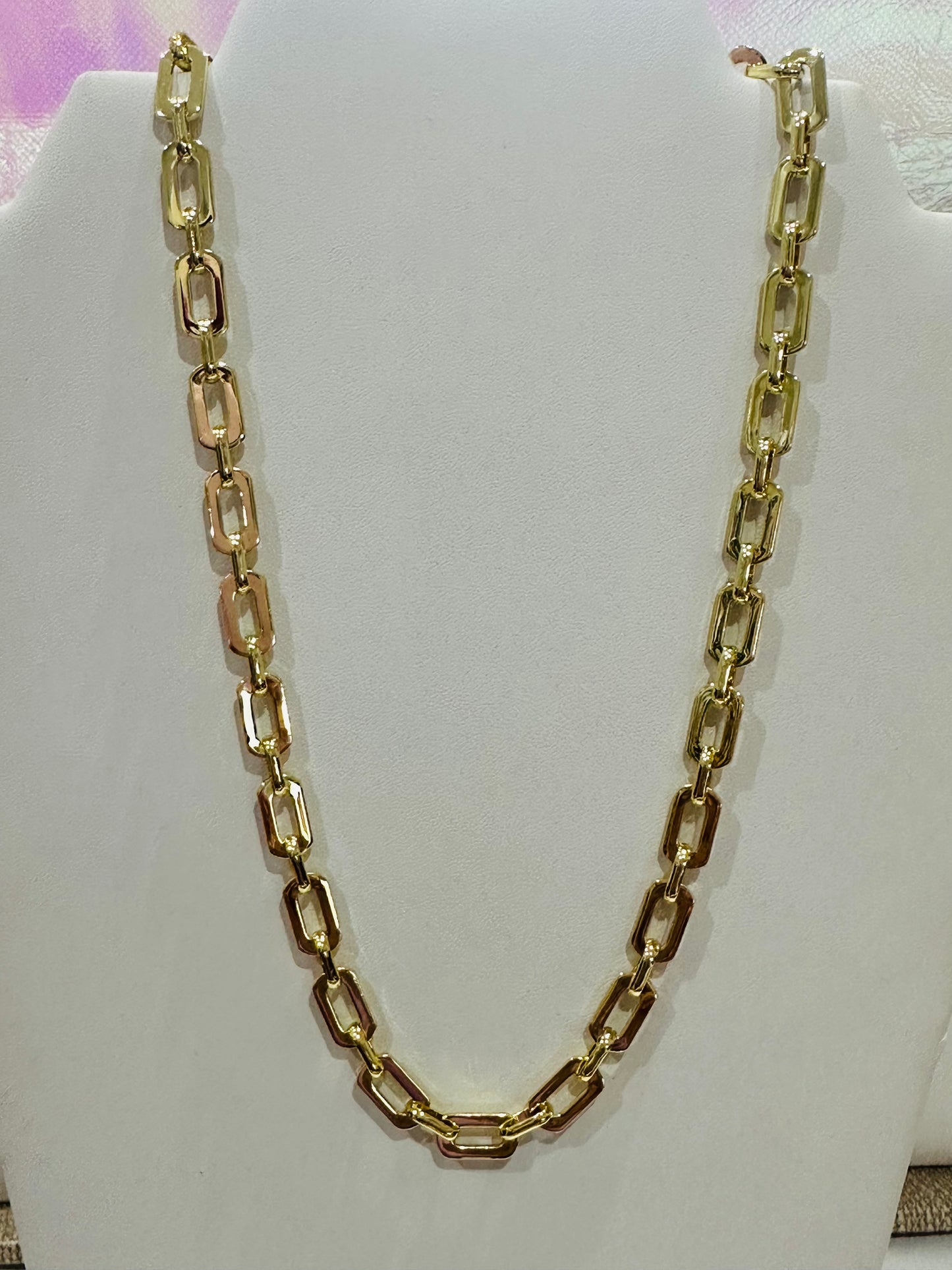 Flat Paper Clip Chain