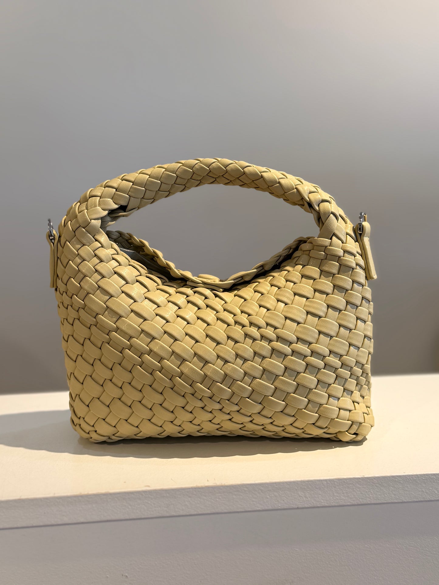 Small Woven Bucket Bag