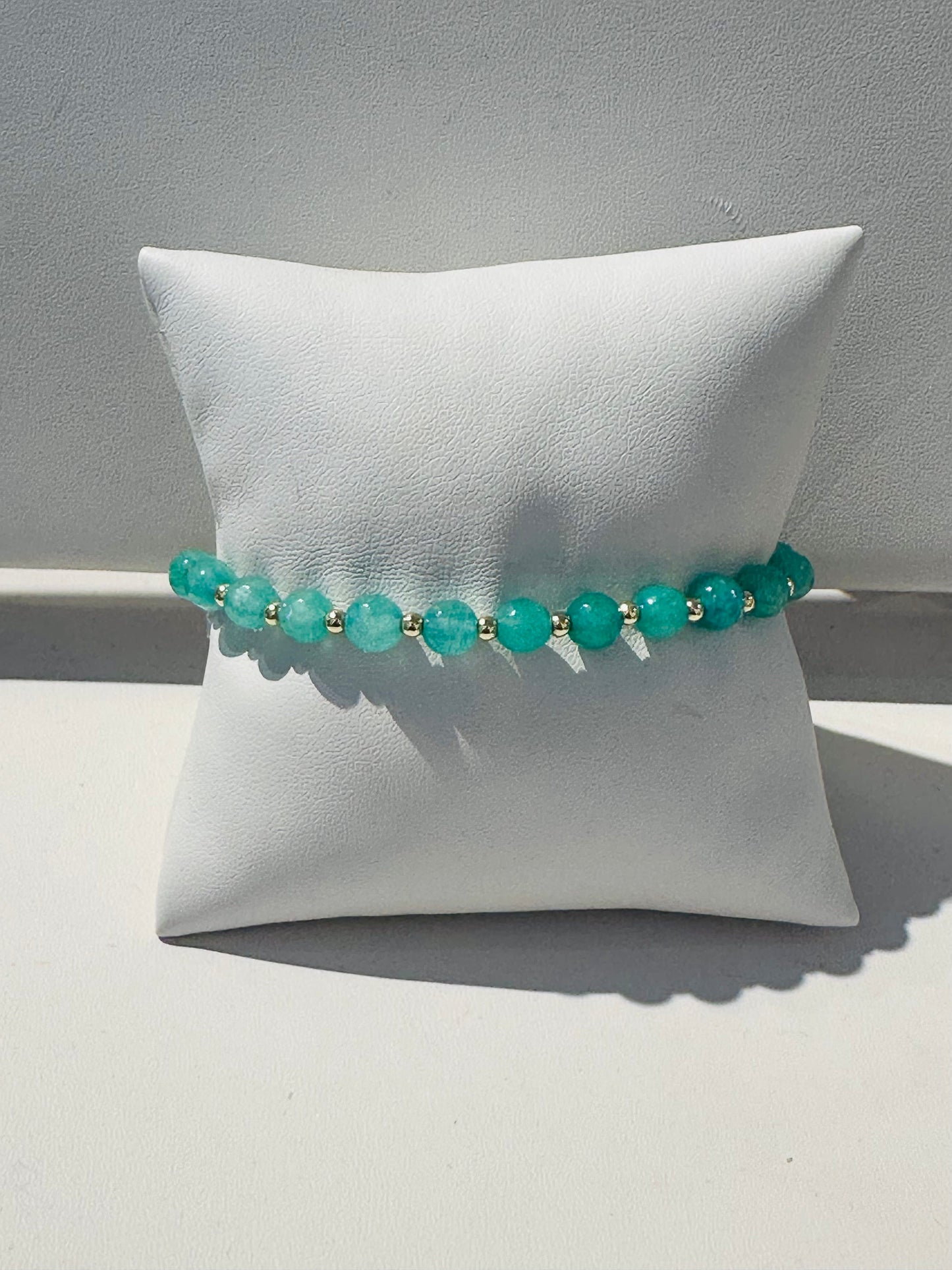 Semi precious stretch bracelet