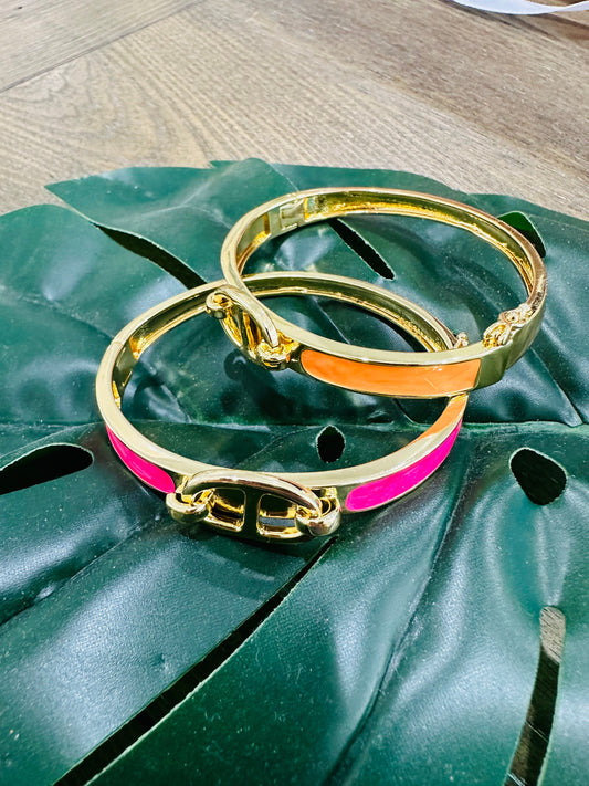 Enamel buckle bangle