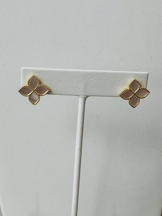 Clover Studs