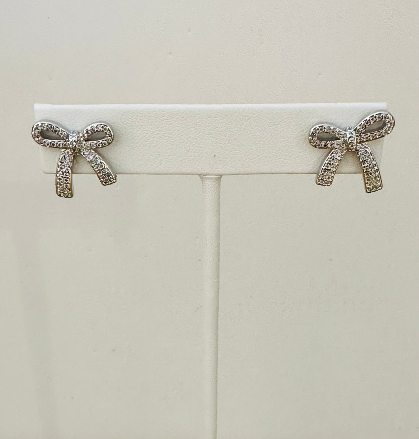 Bow Studs
