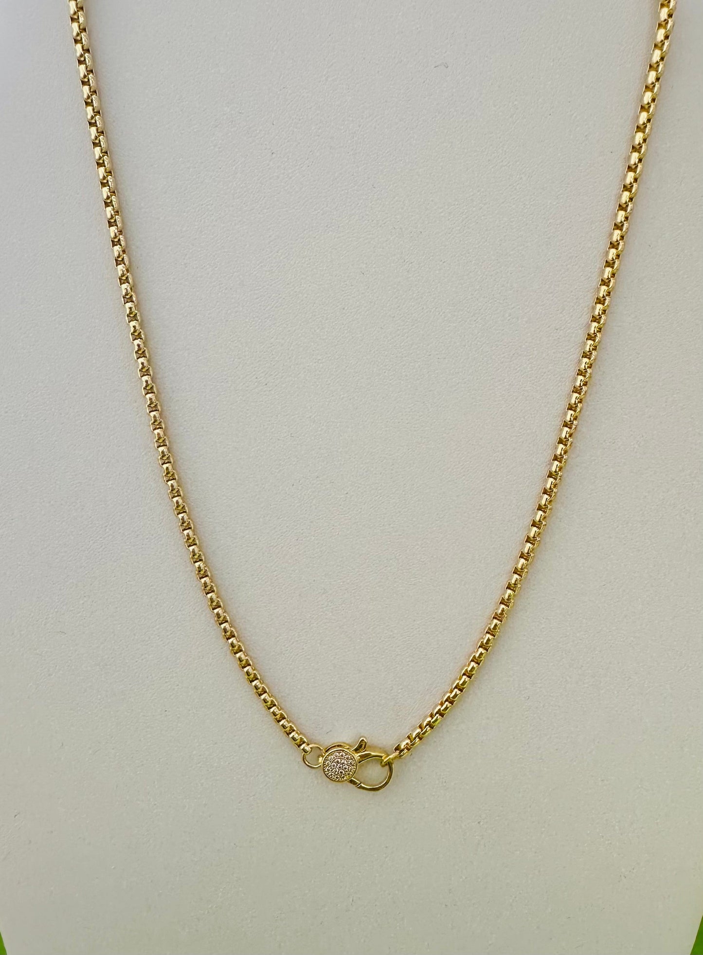 Lobster Claw Box Chain