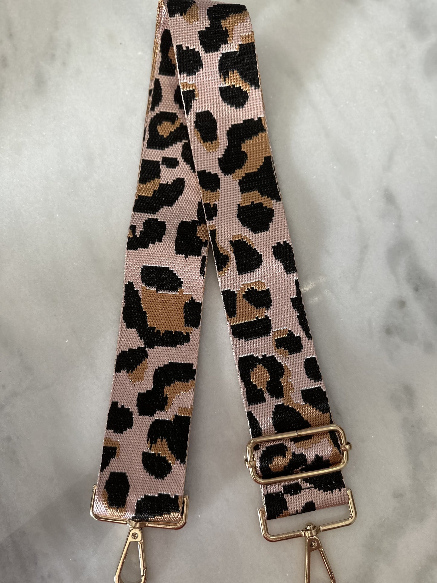 Leopard guitar strap