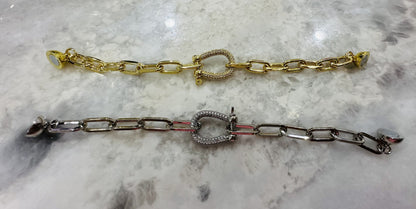 Carabiner link bracelet