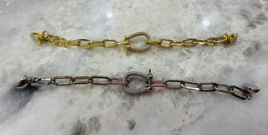 Carabiner link bracelet